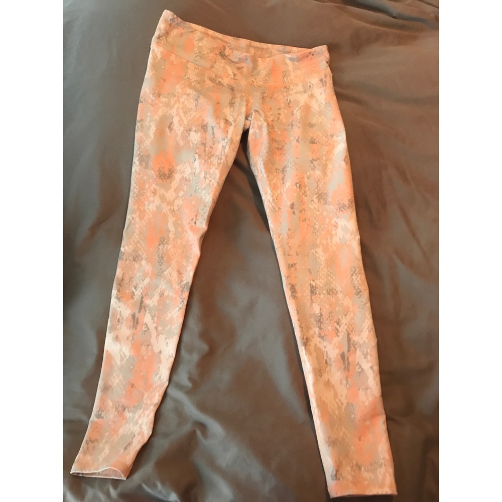Alo yoga pants